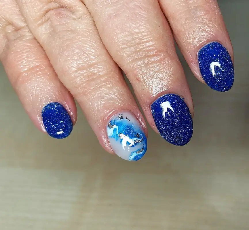 Téli karácsonyi köröm - mükörömépítés Budapesten