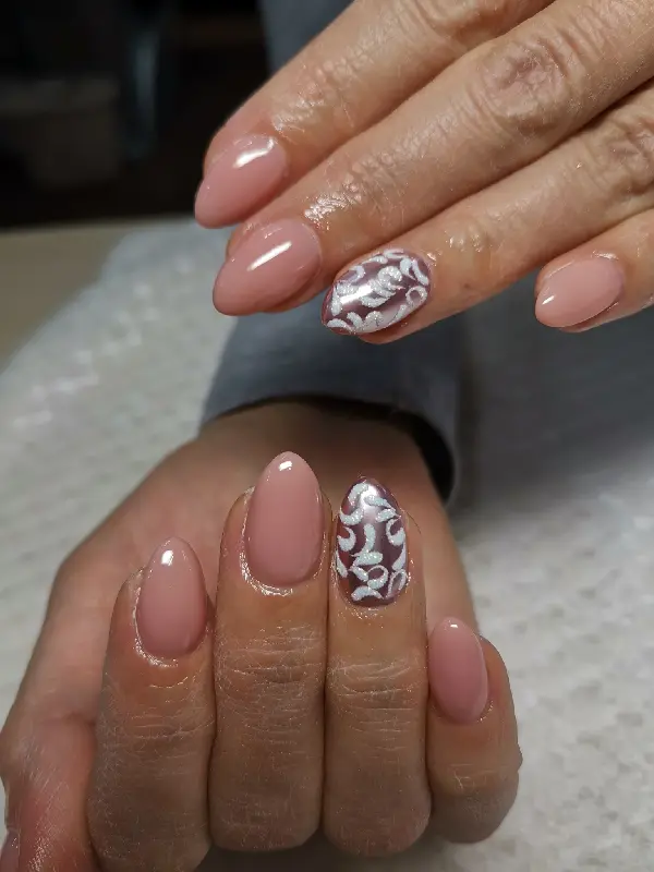 Nyári köröm - mükörömépítés Budapesten