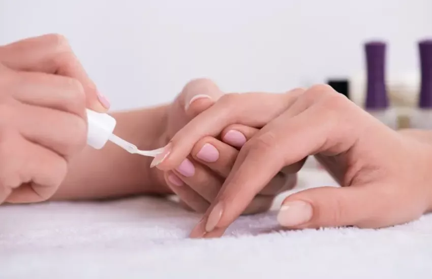 Műkörömépítés - mukoromepites.eu